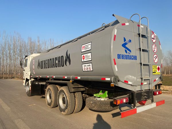 德龙2 De Long Fuel Tanker